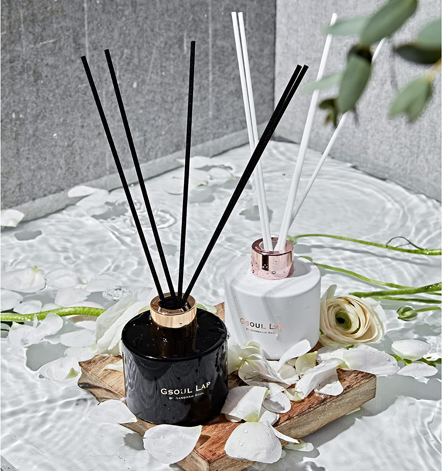 Rose & Dark Amber Reed Diffuser Set/Fragrance Oil Diffuser Reeds/Fresh Flowers Diffuser Sticks/Room Decor, Office Decor, Black Decor/Home Fragrance Products & Gifts